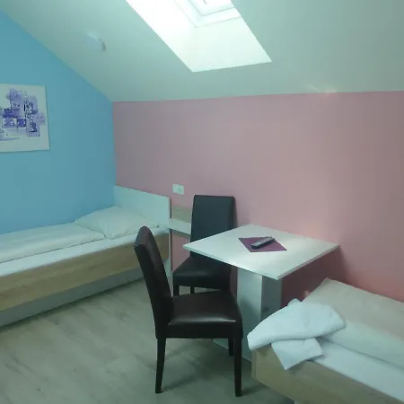 Frühstückspension Rosslwirt A1-self-check-in-motel 3*