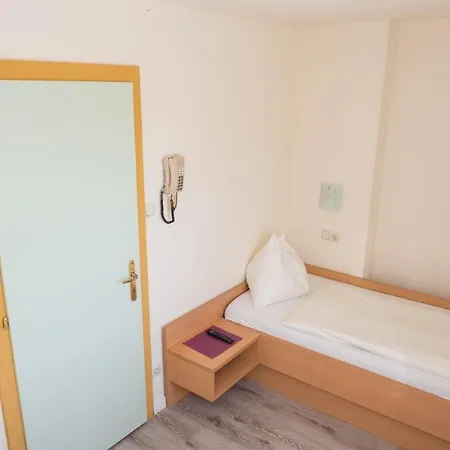 Bed & Breakfast Rosslwirt-rast