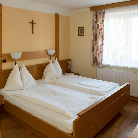 Rosslwirt-rast Strass im Attergau