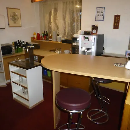 Rosslwirt-rast Strass im Attergau