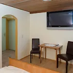 Smart Eu 3* Strass im Attergau