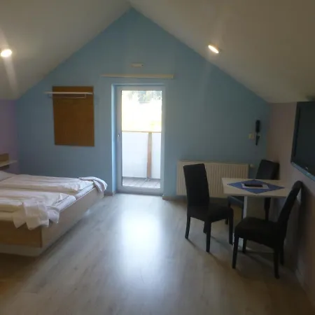 Rosslwirt A1-self-check-in-motel