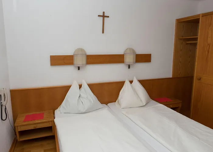 Smartmotel Alojamento de Acomodação e Pequeno-almoço 3*